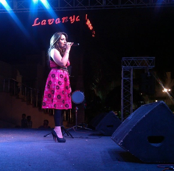 professional female singer mysore